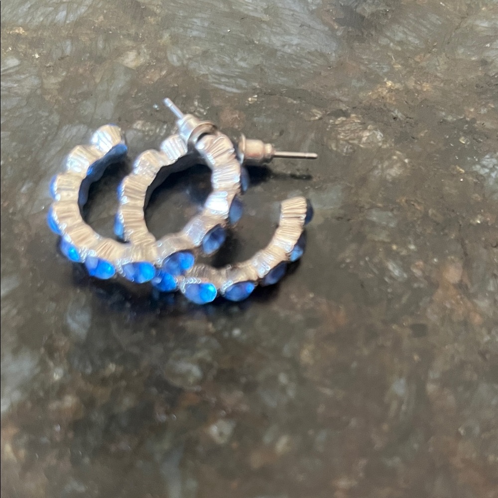 Cato Blue Rhinestone Heart Statement Necklace & Hoop Earrings Jewelry Set - Picture 4 of 6